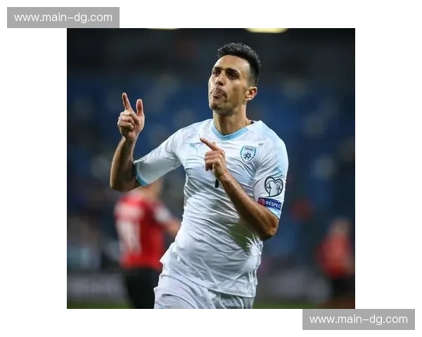 蓝白军团的尊严之战：当里亚索的晚风吹过格拉纳达的石榴红